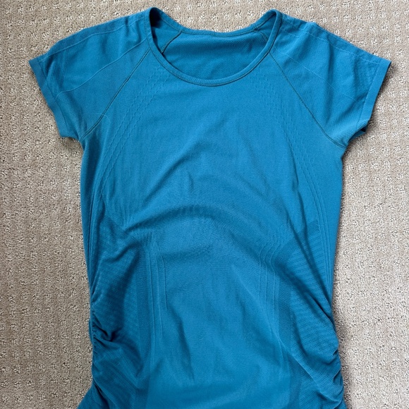 Athleta Tops - Athleta Speedlight Tee Ruched Side Short Sleeve, Blue, Medium